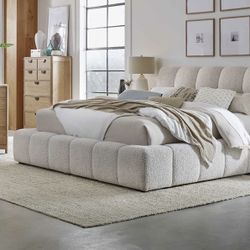 Modern Unique Bed Frame / Camas Modernas 0 Down With No Credit Needed ( Hablamos Español)