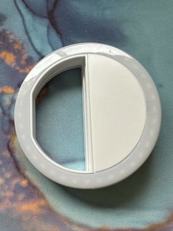 $5 Selfie Light With Clip And USB Charging