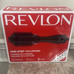 REVLON One-Step Volumizer Hair Dryer and Styler