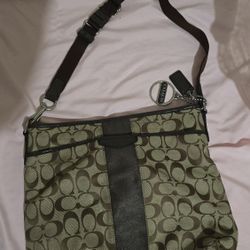 COACH SIGNATURE CROSSBODY WITH LEATHER STRIPE