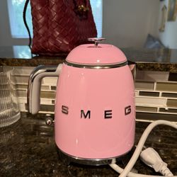 Smeg Kettle 