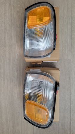 OEM Corner Lights Good Condition For 2000 Subaru Impreza Will Fit 93 To 01 Subaru