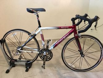 50cm, Trek Road Bike, Ultegra, Carbon (LIKE NEW)  ~ 4’9 - 5’10”, LOADED