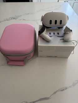 Meta Quest 3 VR Headset Bundle, Original Box + Pink Carrying Case