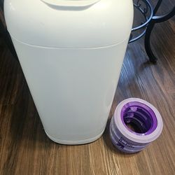 Diaper Genie & 3-pack Refill 