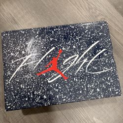 Jordan Fours Midnight Navy Size 8.5