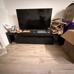 Title: Modern Black TV Stand / Media Console 