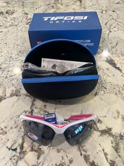 Brand new Tifosi sunglasses