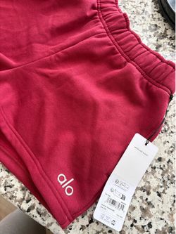 Alo accolade shorts summer romance red