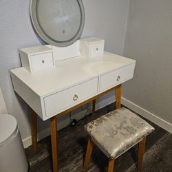 Make Up Vanity