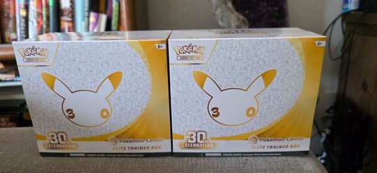 Pokemon Center 30th Celebration Elite Trainer Box