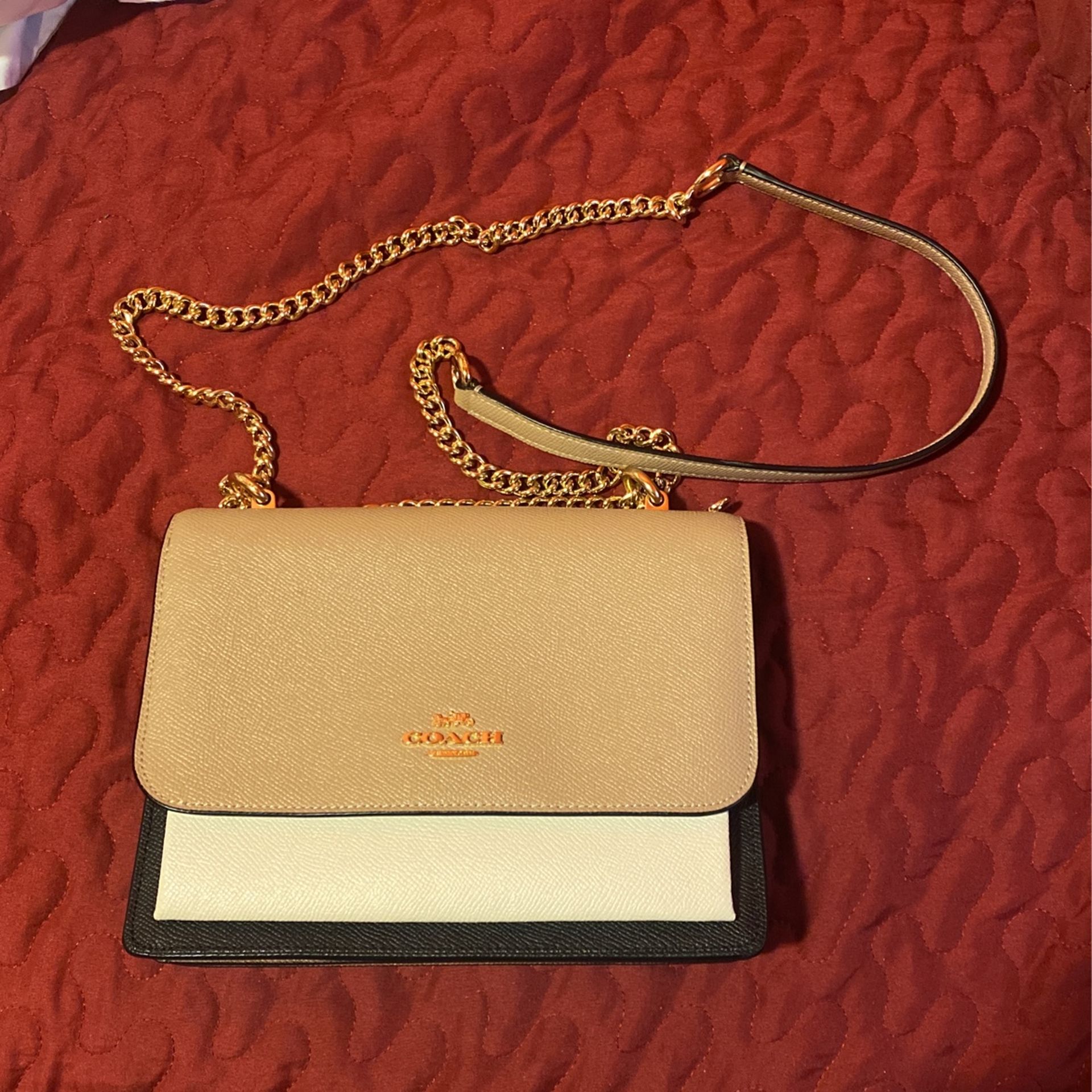 Coach Klare Crossbody In Colorblock $100 for Sale in Bloomington, CA -  OfferUp