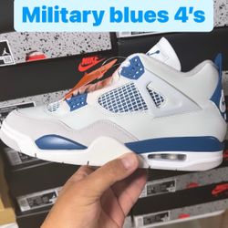 Air Jordan 4 Military Blue 