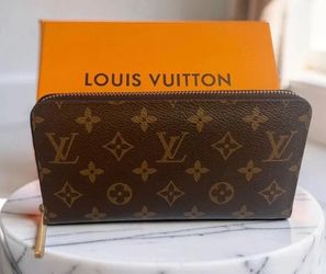 Louis Vuitton Monogram Zippy Wallet