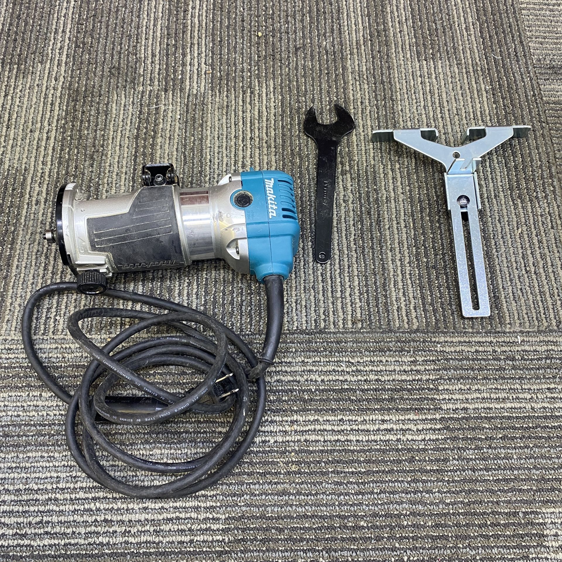 Makita Compact Router