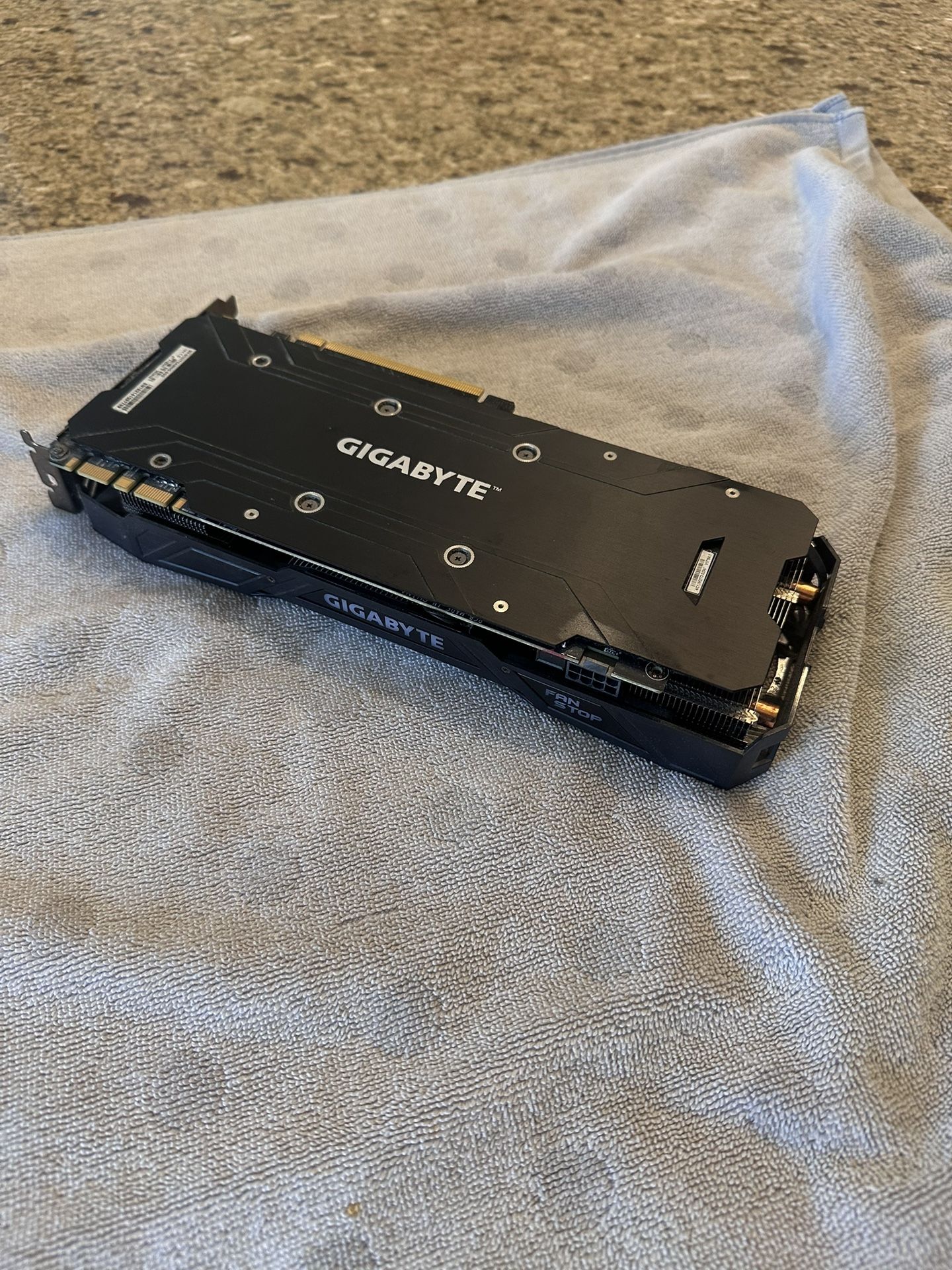 Nvidia Geforce gtx 1070ti triple fan and Ryzen 5 2600
