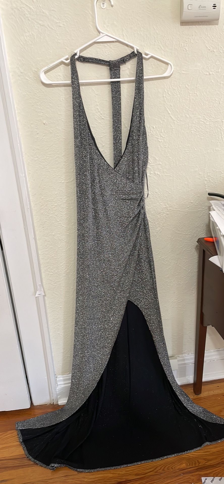 Formal Dress Must Go, Good For College Events