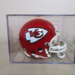 Tony Gonzalez #88 Kansas City Chiefs Mini Helmet Autographed