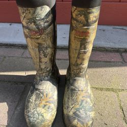 Realtree Edge 1000g Thinsulate boots Size 9