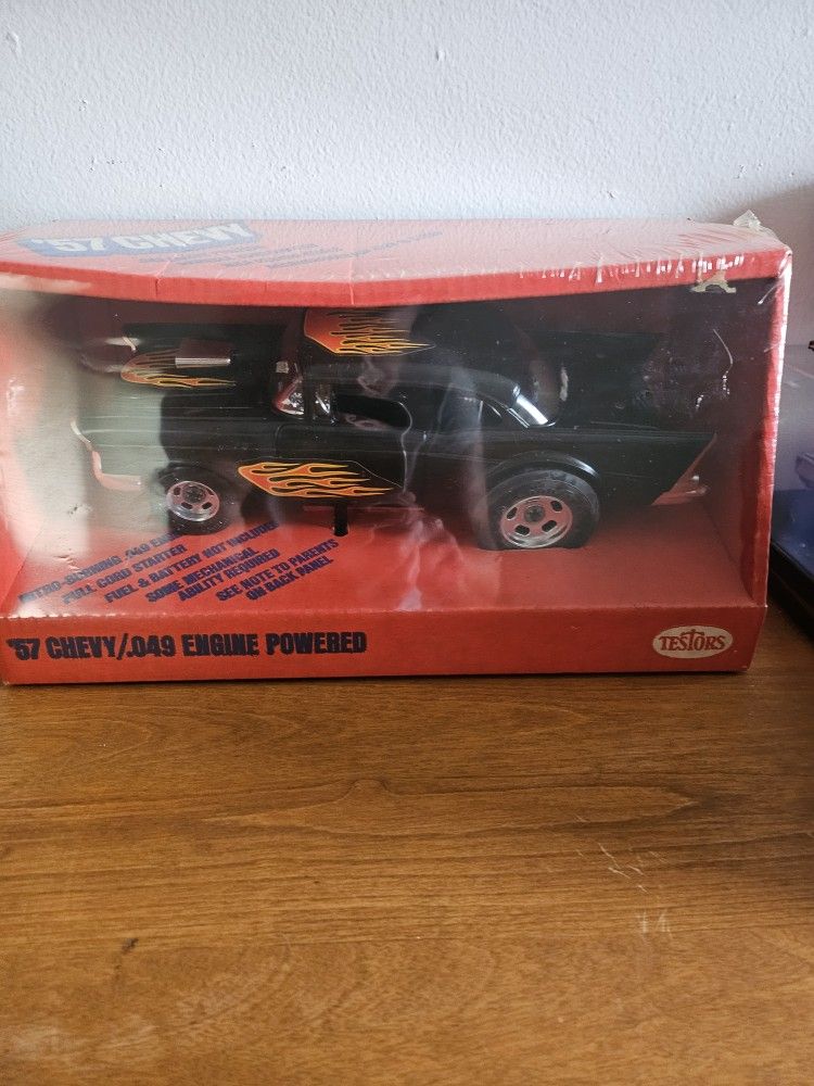 COX ADAM-12 POLICE CAR/TESTORS '57 CHEVY NOS