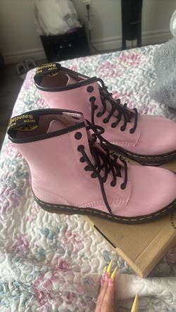 Pink Dr Martens