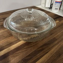 Assorted Pyrex Glassware