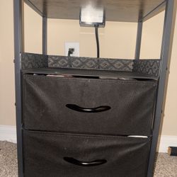 MUST GO - TWO NIGHTSTANDS 