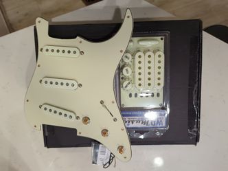 Guitar pickups and pickguard