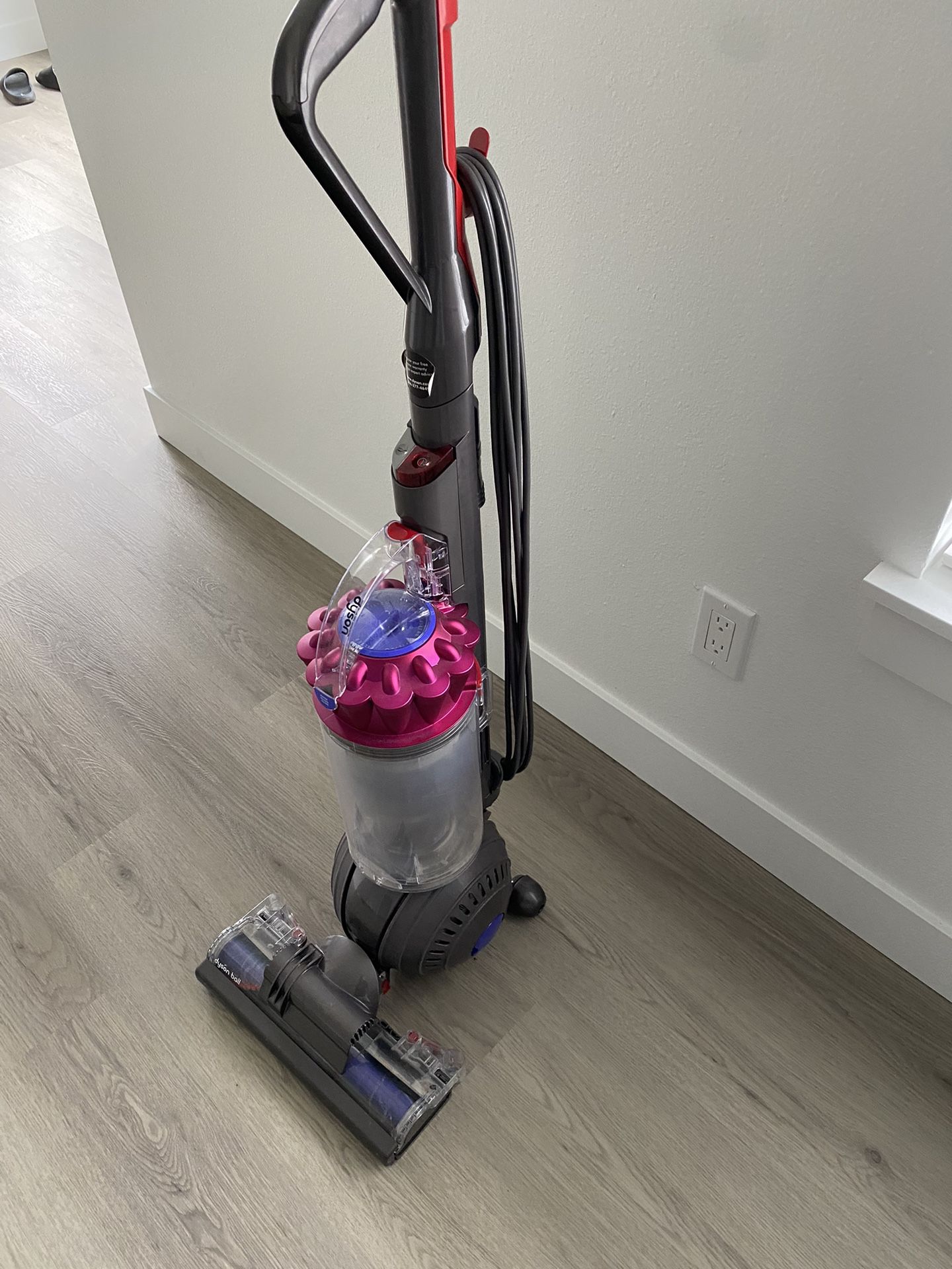 Dyson Vacuum Cleaner 