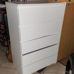 White 6 Drawer Dresser