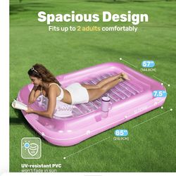 Inflatable pool floating