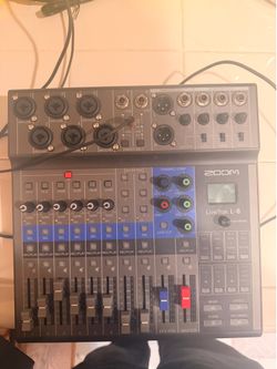 Zoom LiveTrak L-8 digital mixer