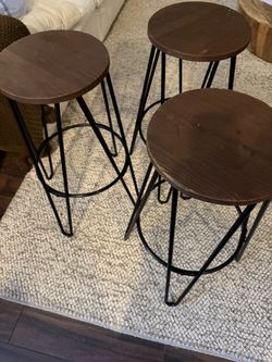 3 Wooden Counter stool
