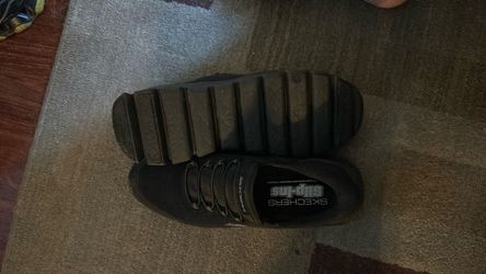 Black sketchers