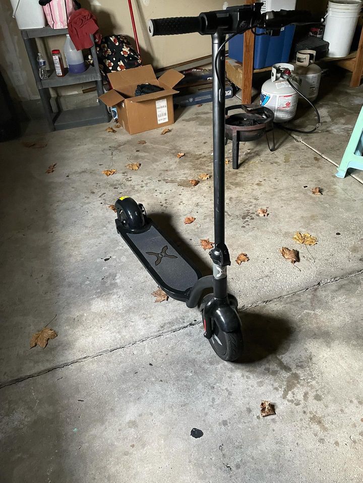 2 Electric Hoover Scooter 