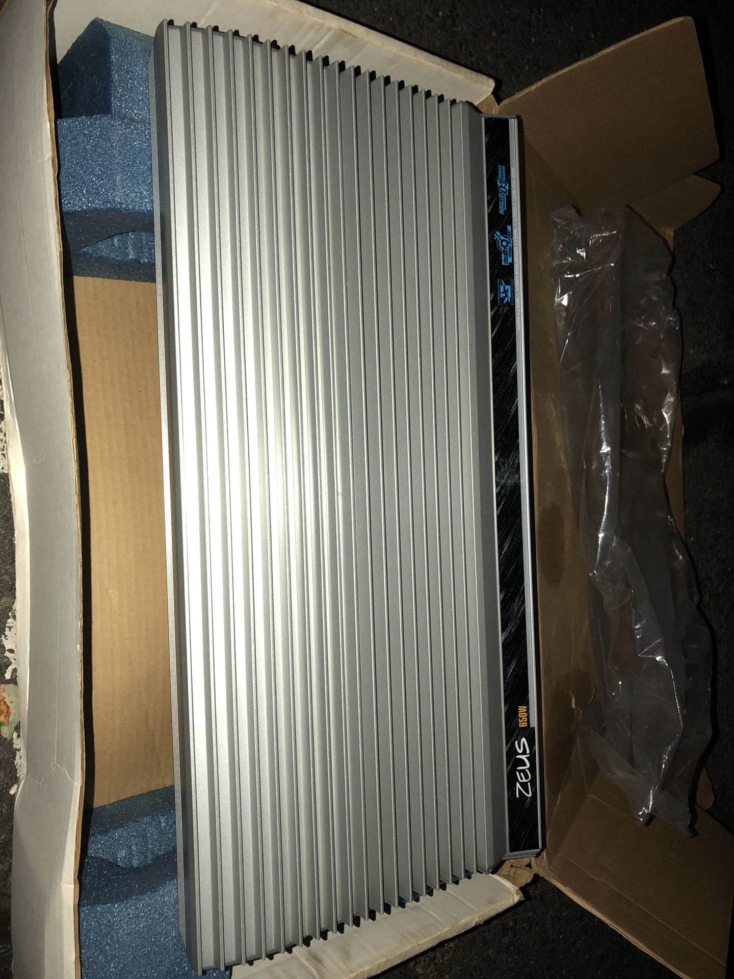 Hifonics Zeus, Generation X , the last of the best Hifonics amps ever made by Zed Audio