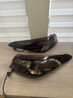 2021-2024 Toyota Camry OEM Tail / Backup Lamp Assemblies – RH & LH & Rear Taillights
