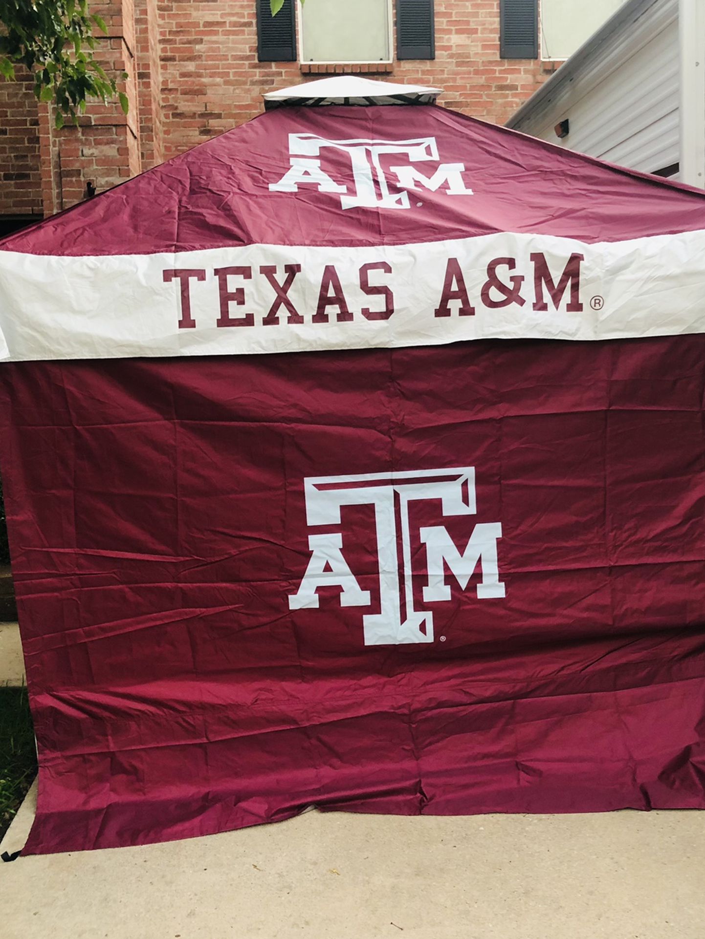 Photo Texas A M Pop Up Tent $150