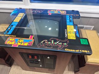 Galaga! Ms. PacMan! Multi sit down game!