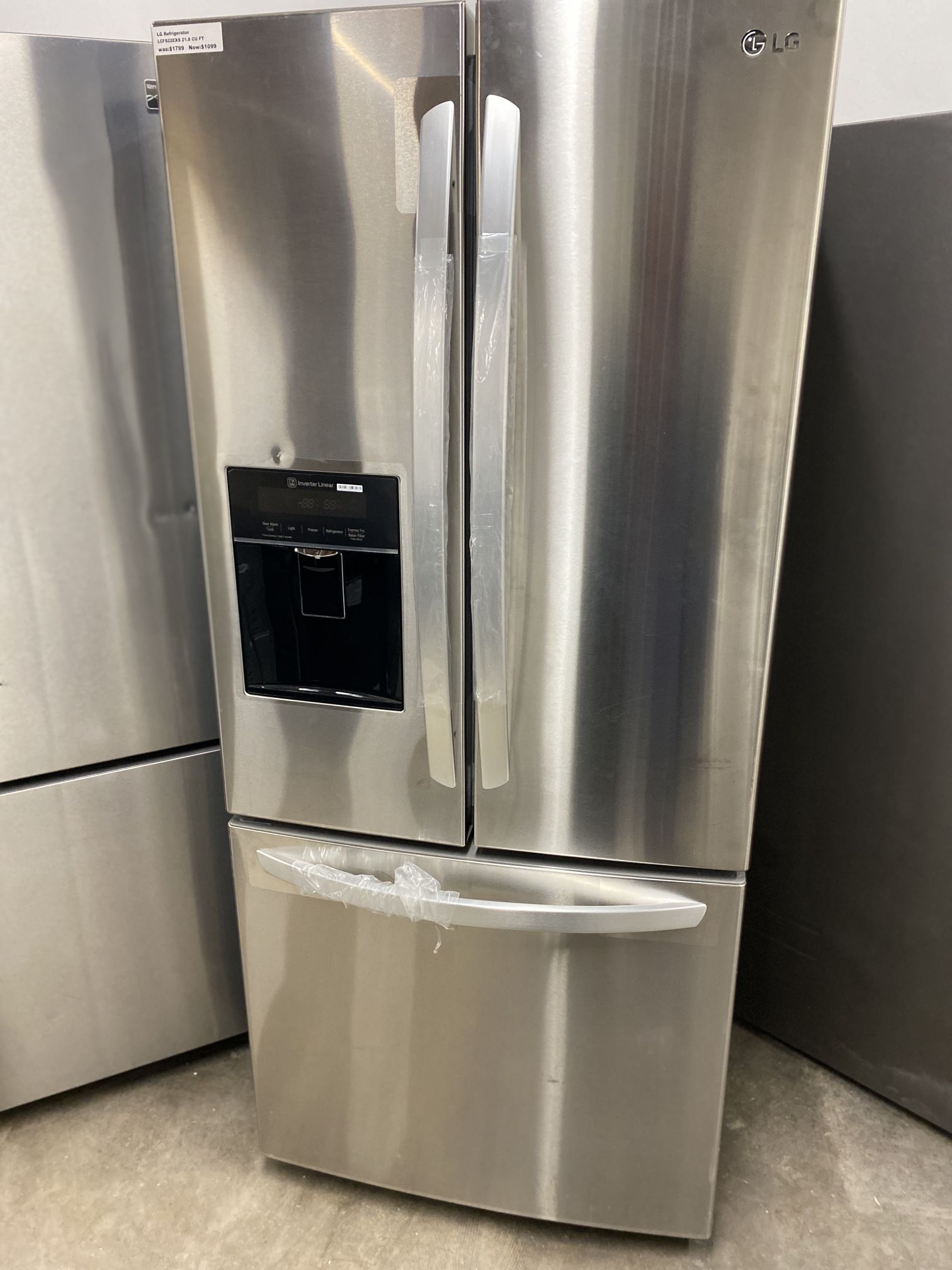 22 cu. ft. French Door Refrigerator
