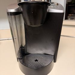 Keurig K-Classic coffee Maker K-Cup Single Serve