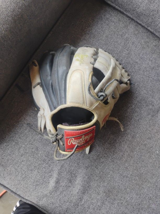 Rawlings Encore 11.25 Inch Glove