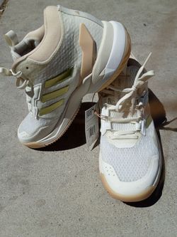 Adidas Crazyflight  Sneakers 7.5