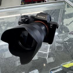 Sony Alpha a7 Mirrorless 