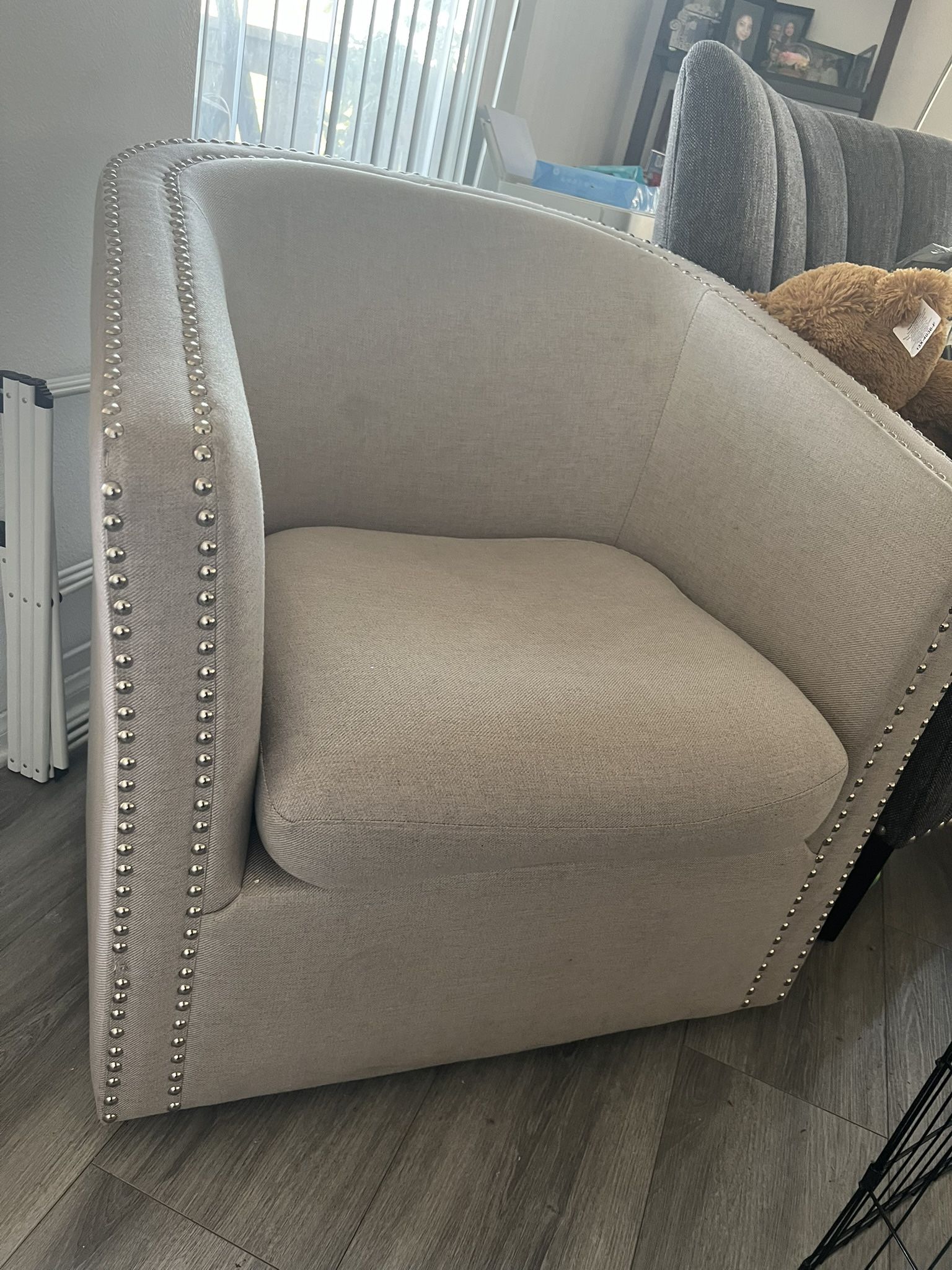 Swivel Chair For $ 60 Or Better Offer