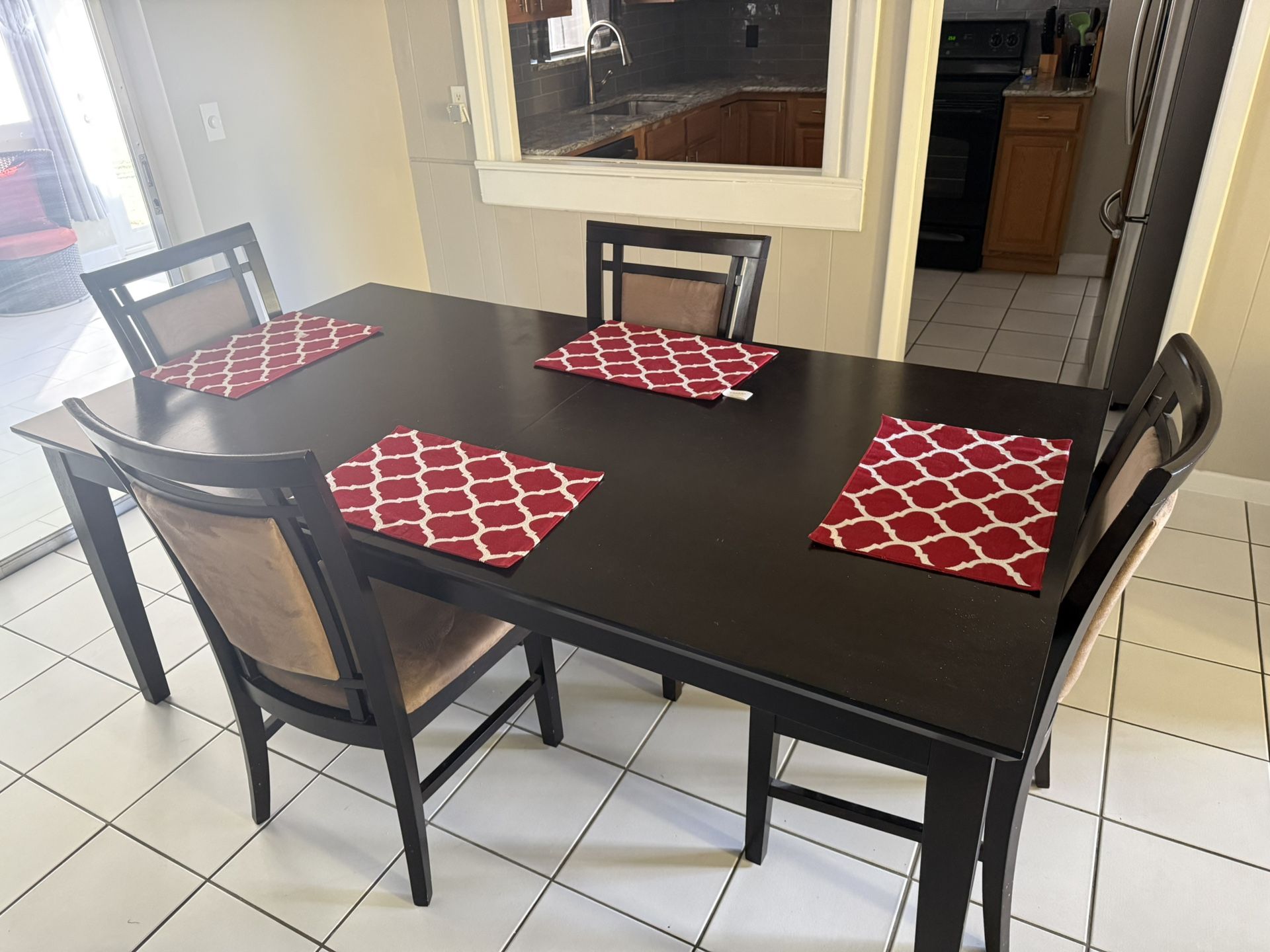 Dining Table With 4 Chairs