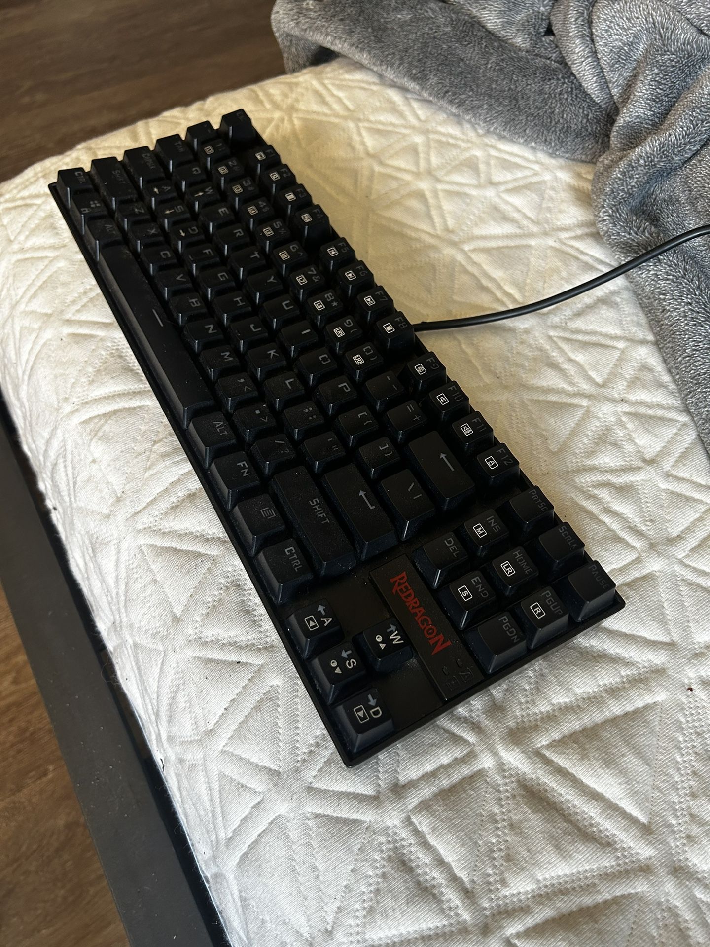 Redragon Keyboard With Razor Mouse