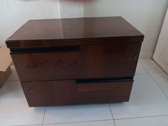 2 Drawer Nightstand