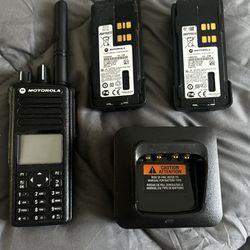 Motorola DP4801E Bundle 