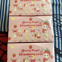 Sonny Angels Strawberry Love
